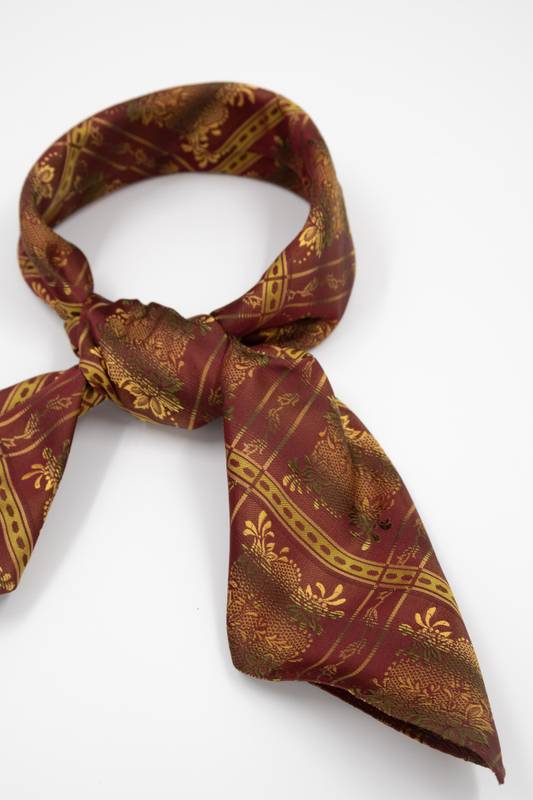 Silkeskjerf Maria 650