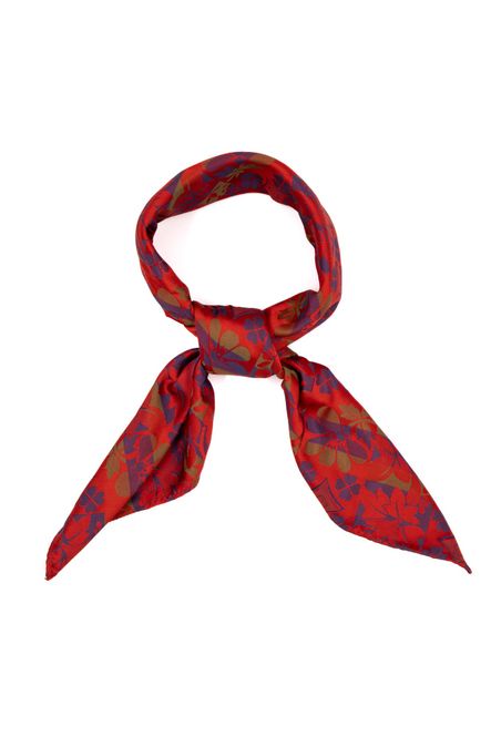 Hovedbilde Silkeskjerf Kløvereng 124